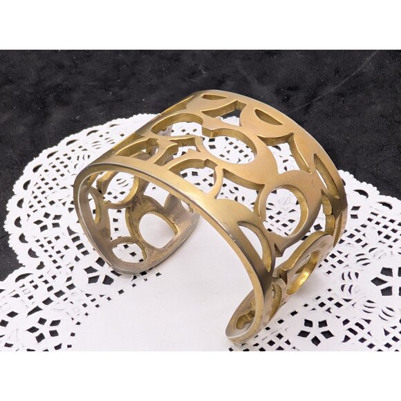 Coach Open cuff bangle Gold tone Monogram C size 6.25 vintage Read - Picture 1 of 14